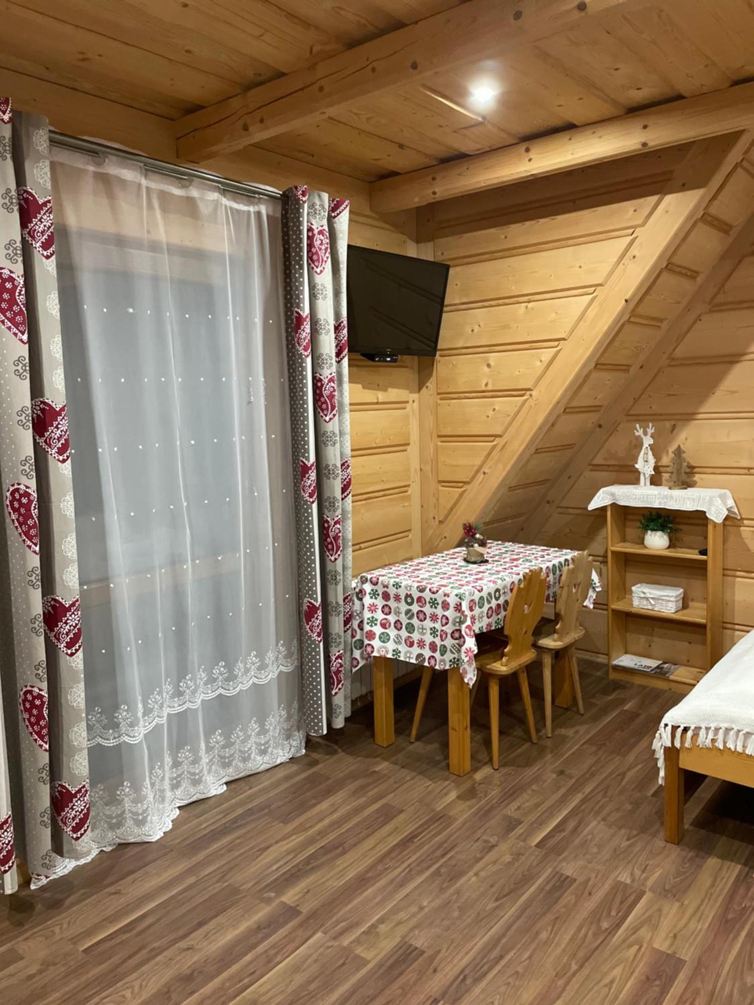 Appartamento Pokoje Regionalne U Ani Zakopane Esterno foto